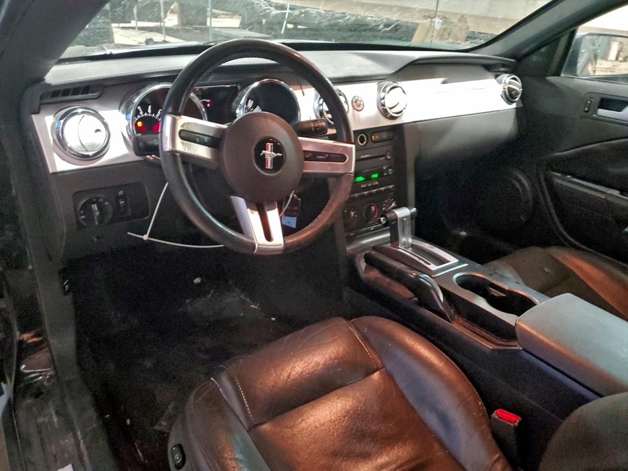 2006 FORD MUSTANG photo 22