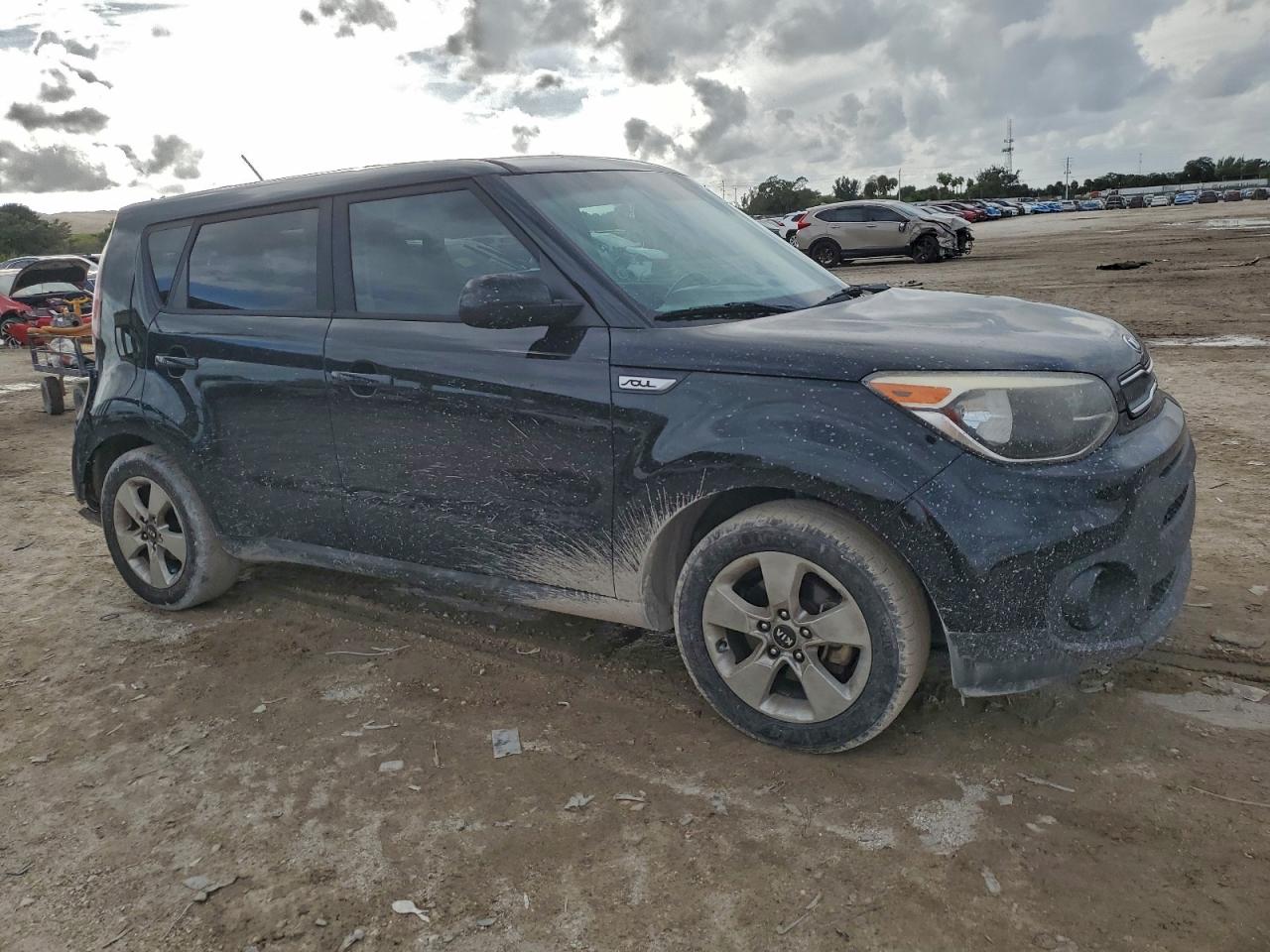 2017 KIA SOUL photo 4
