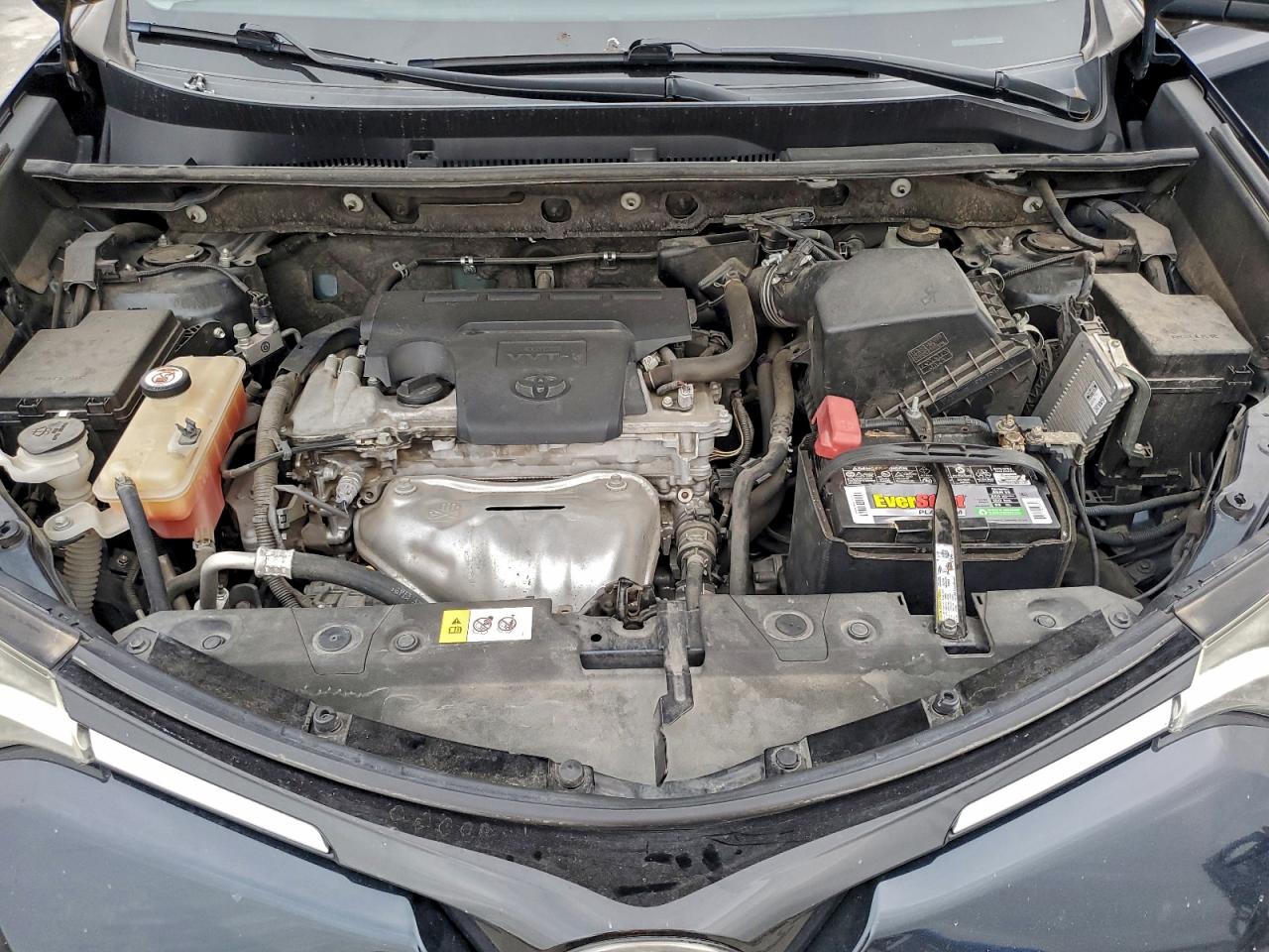 2017 TOYOTA RAV4 XLE photo 12