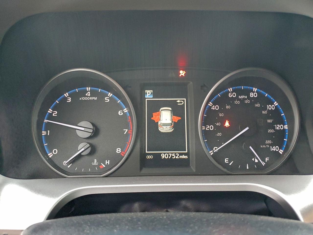 2017 TOYOTA RAV4 XLE photo 9