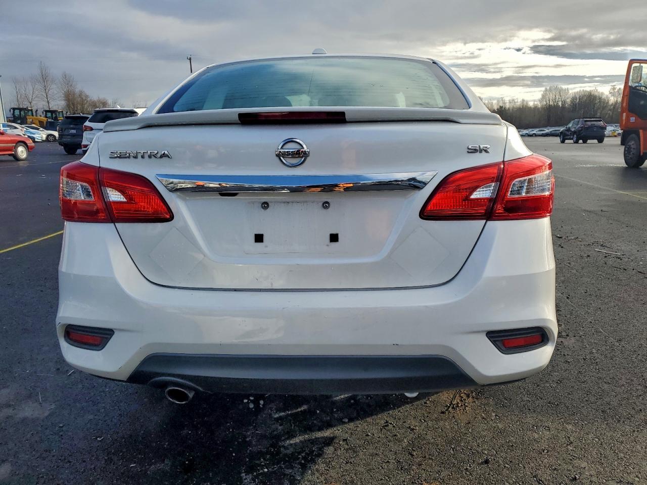 2017 NISSAN SENTRA SR photo 11