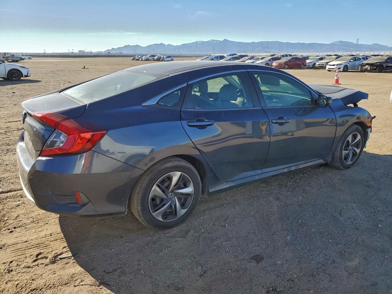 2020 HONDA CIVIC LX photo 5