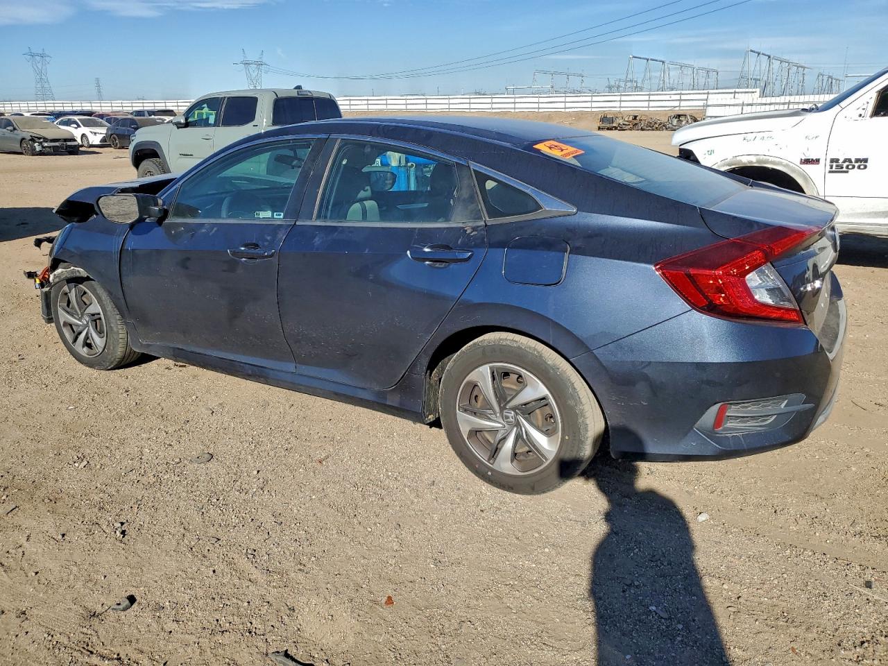 2020 HONDA CIVIC LX photo 3