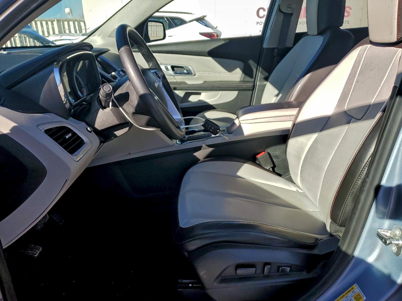 2015 GMC TERRAIN SLT photo 13