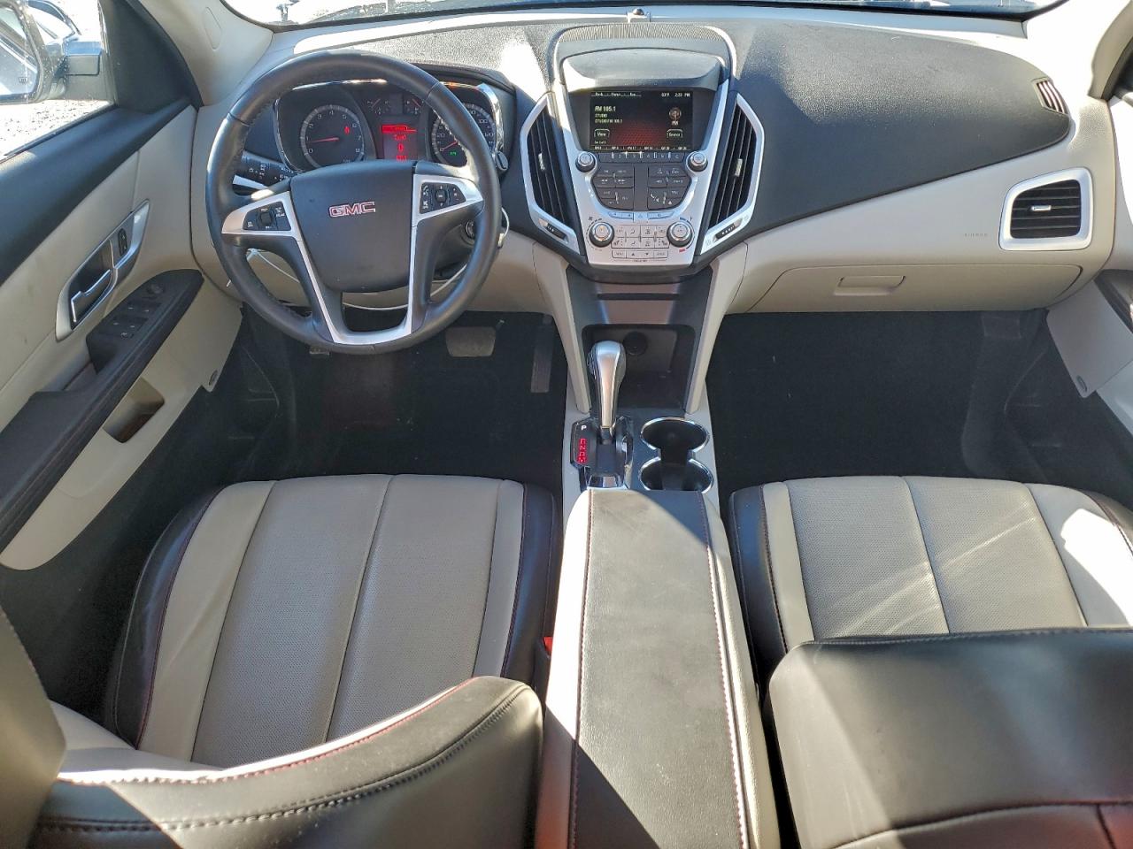 2015 GMC TERRAIN SLT photo 15