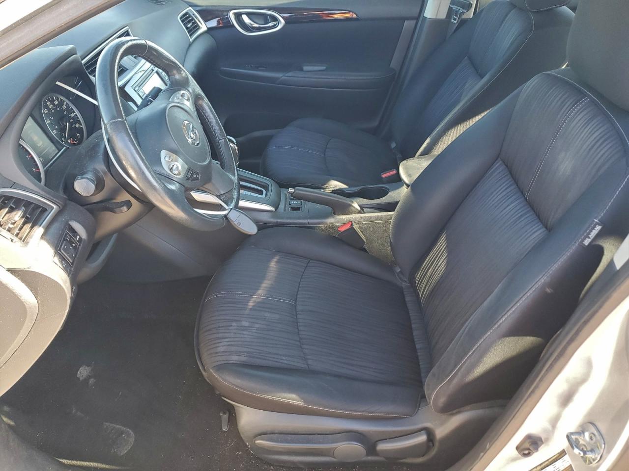 2017 NISSAN SENTRA S photo 19