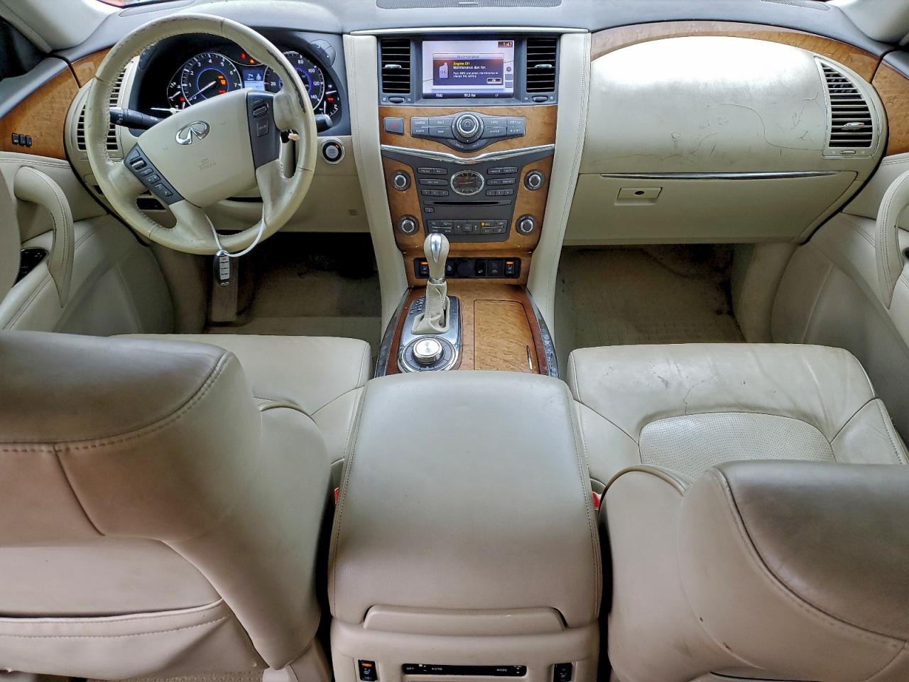 2012 INFINITI QX56 photo 15
