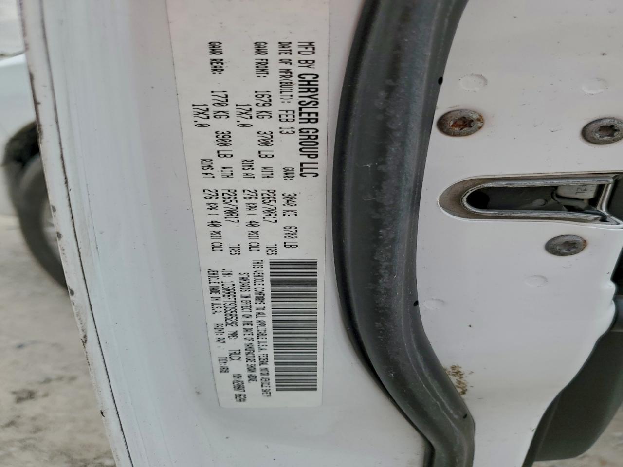 2013 RAM 1500 ST photo 23