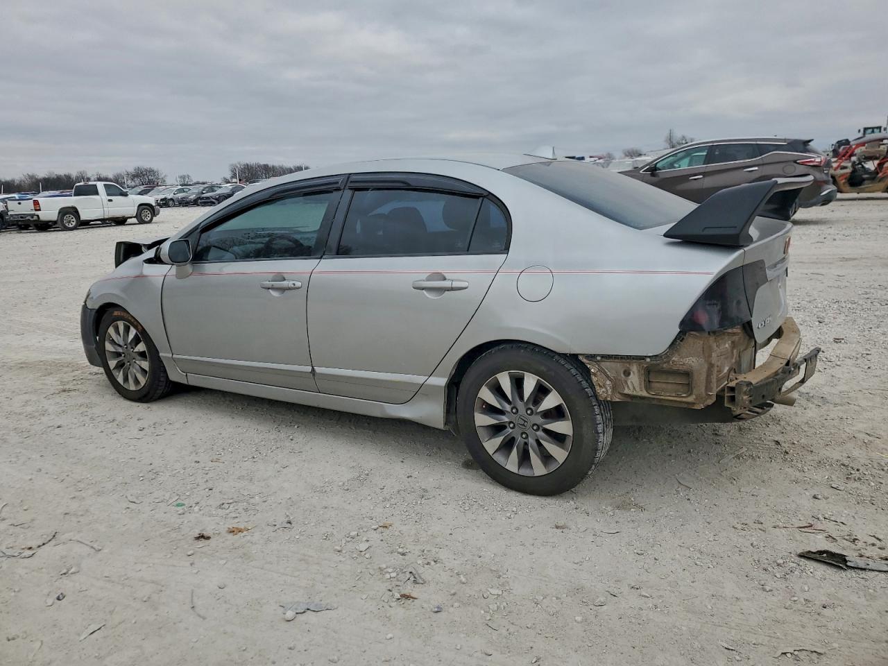 2010 HONDA CIVIC LX photo 3