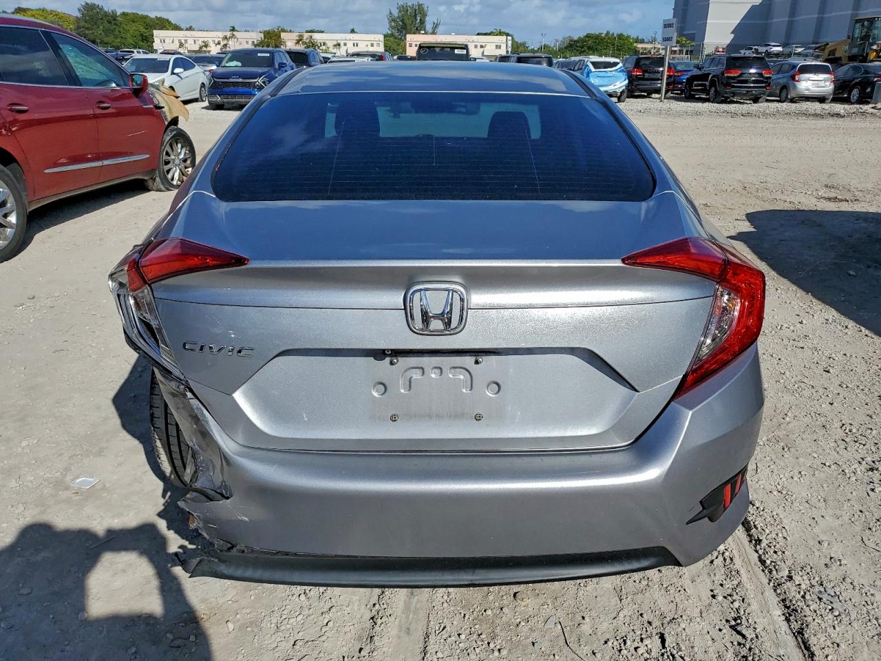 2016 HONDA CIVIC LX photo 16