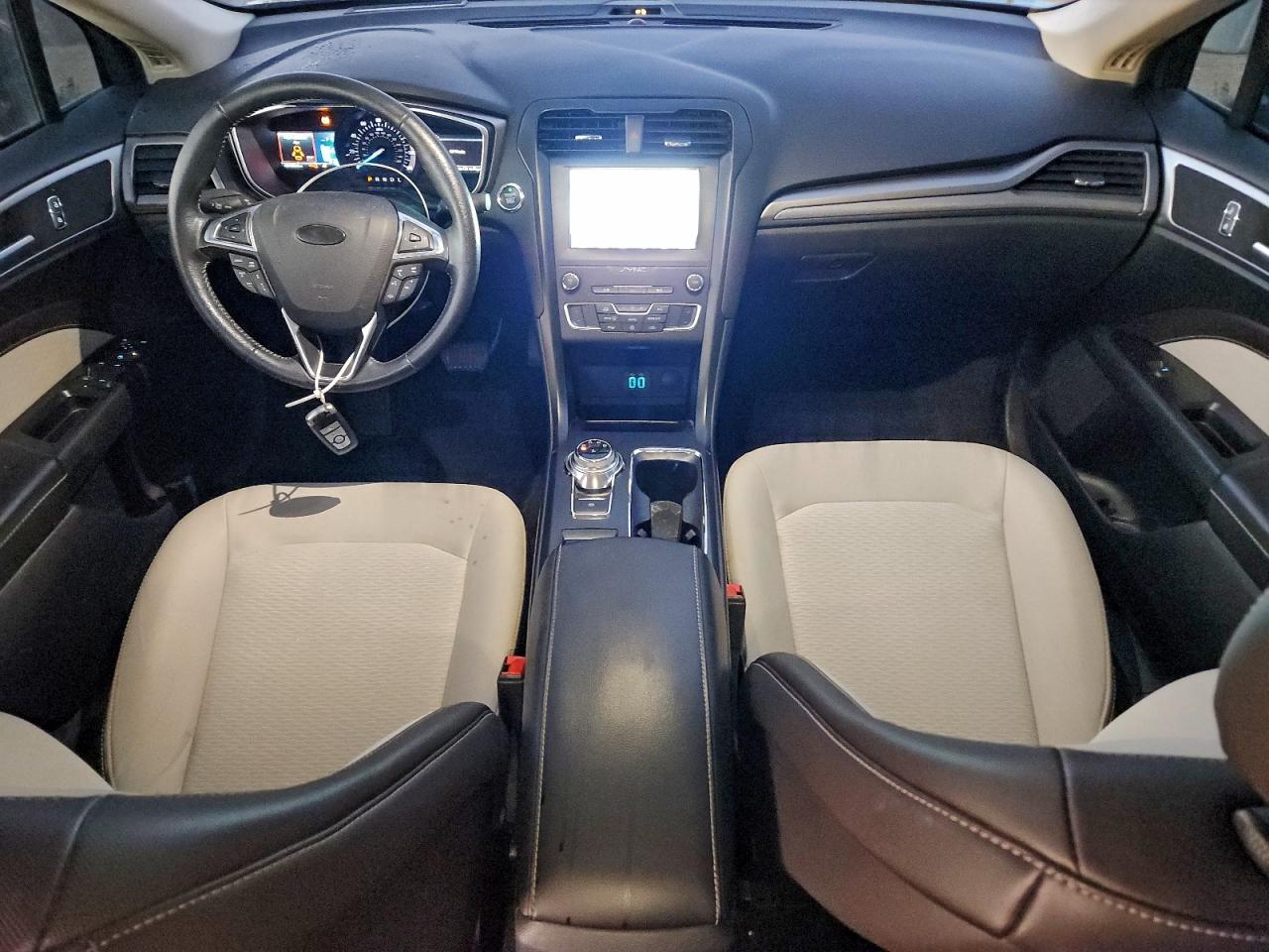 2020 FORD FUSION SE photo 22