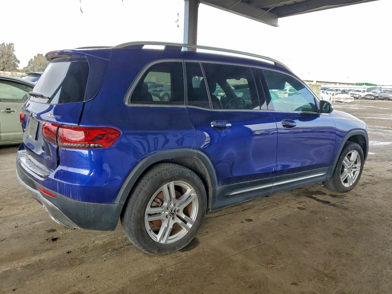 2021 MERCEDES-BENZ GLB 250 4MATIC photo 3