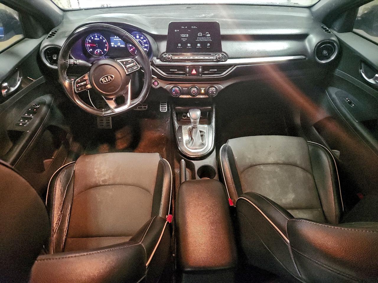 2021 KIA FORTE GT LINE photo 15