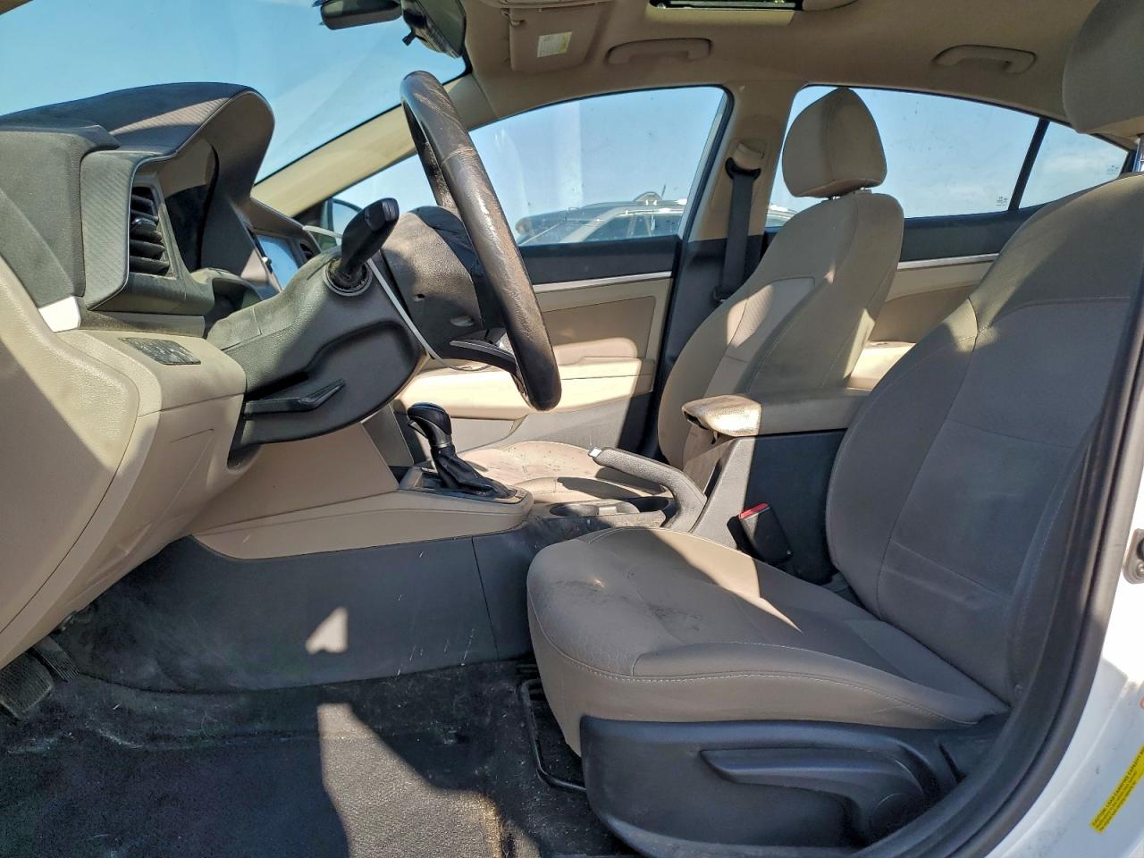 2020 HYUNDAI ELANTRA VALUE EDITION photo 13