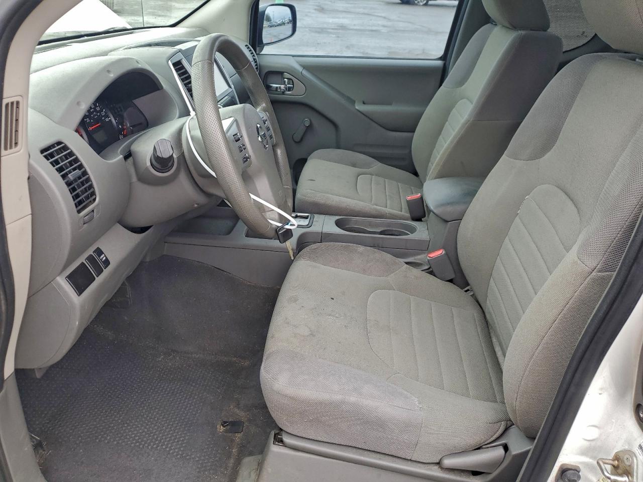 2019 NISSAN FRONTIER S photo 13