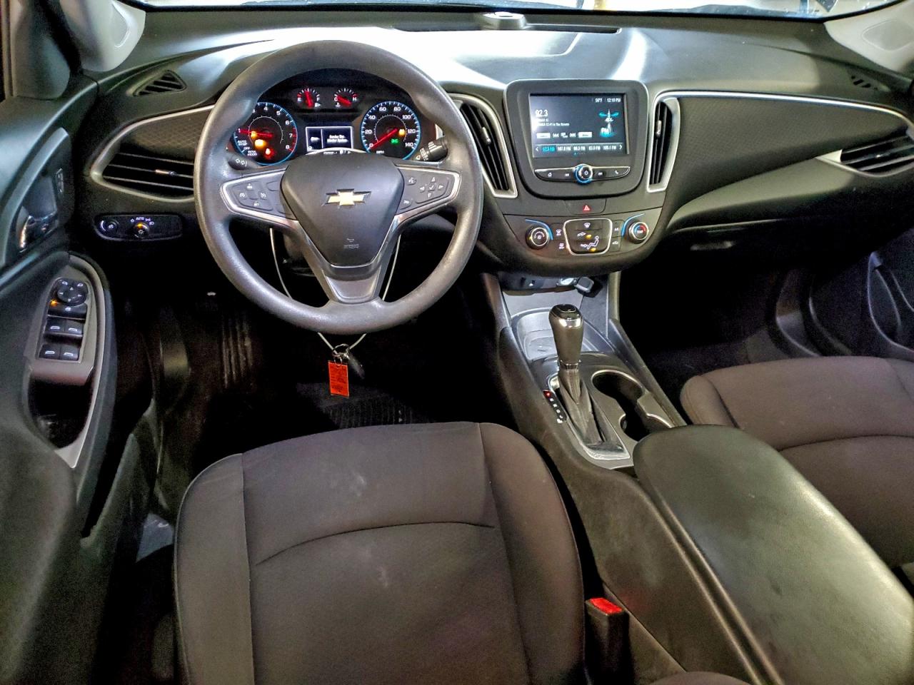 2018 CHEVROLET MALIBU LS photo 8