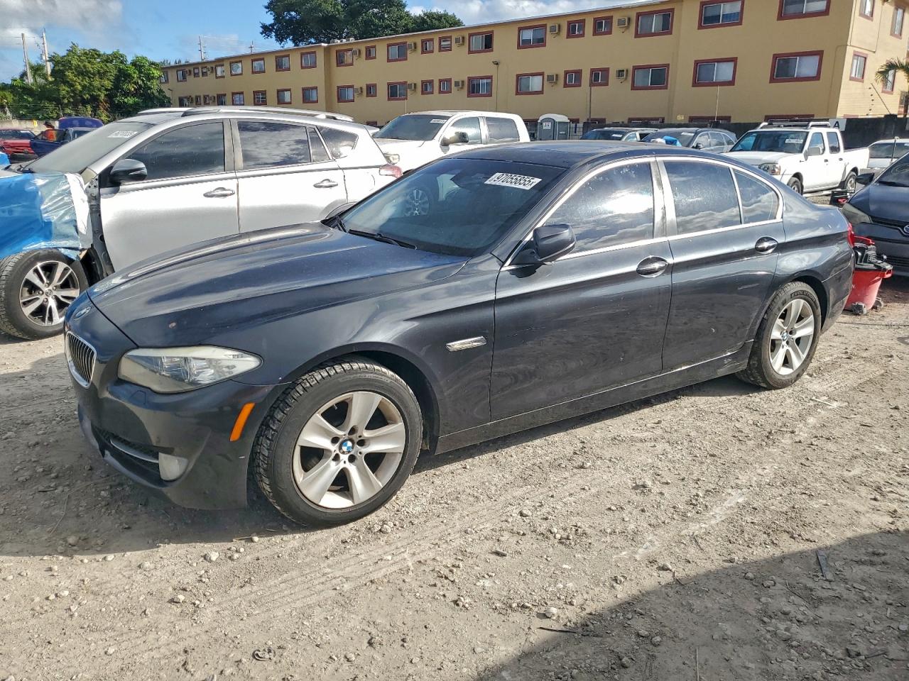 2013 BMW 528