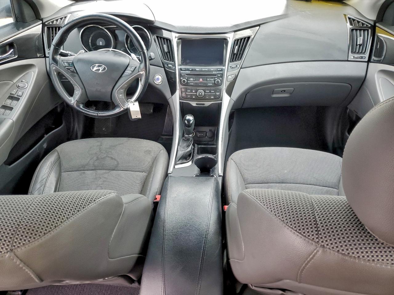 2014 HYUNDAI SONATA SE photo 8