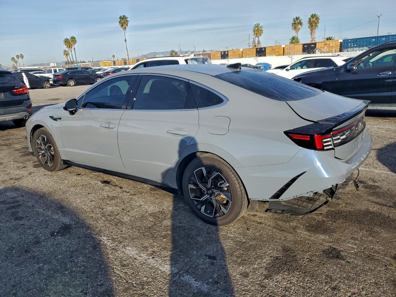 2024 HYUNDAI SONATA SEL photo 2