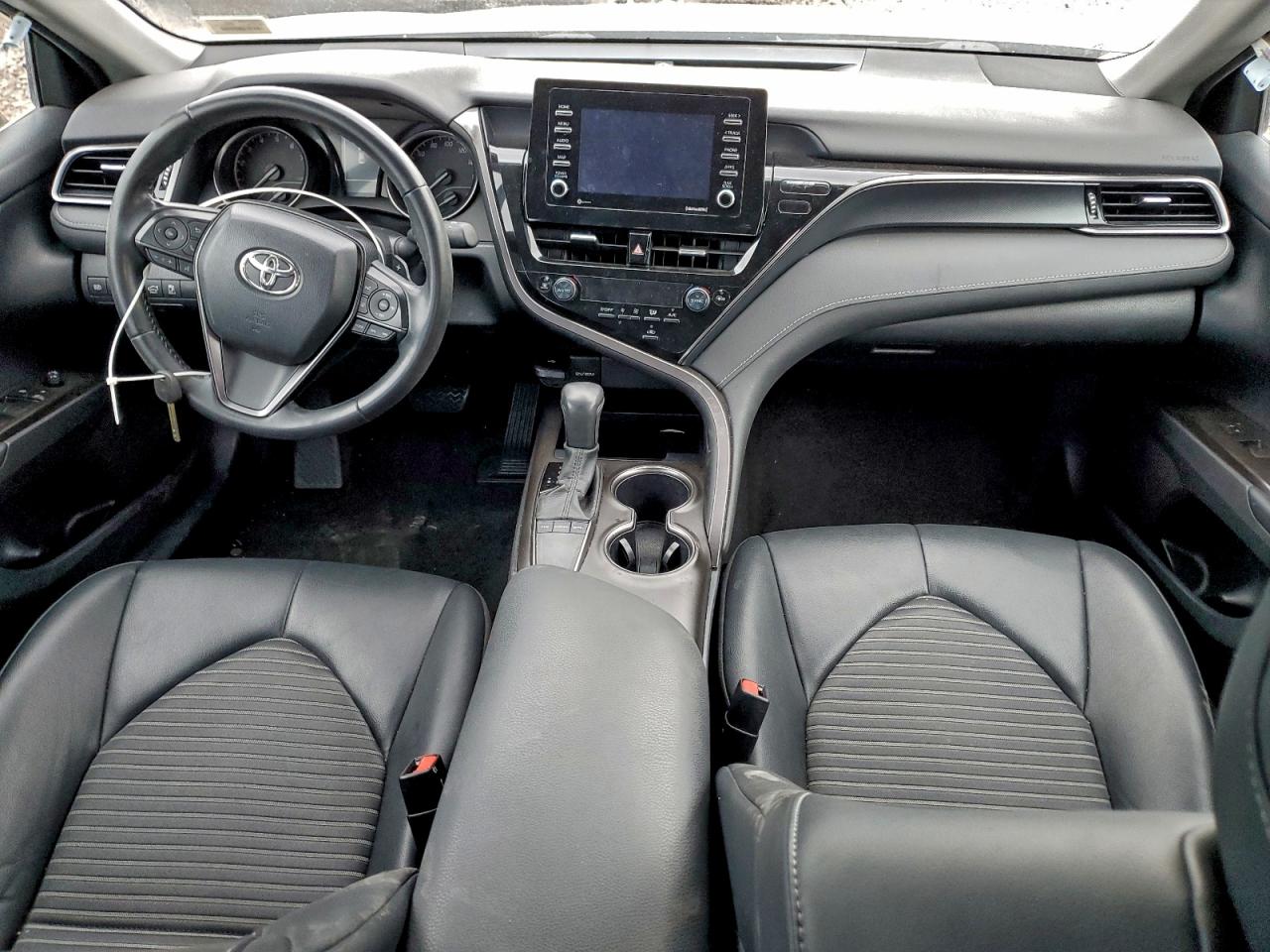 2023 TOYOTA CAMRY SE NIGHT SHADE photo 15