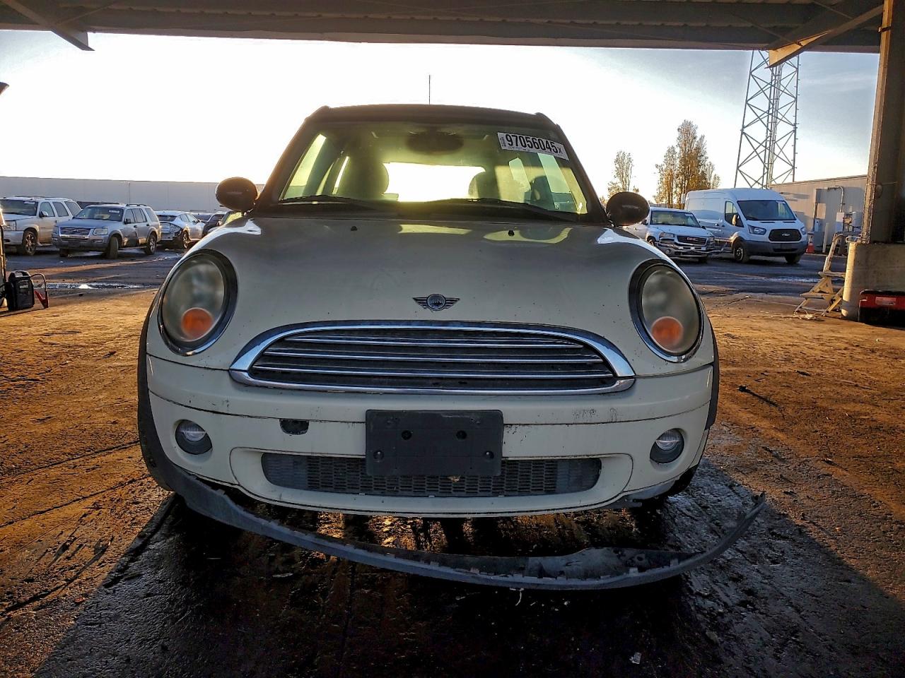 2010 MINI COOPER CLUBMAN photo 9