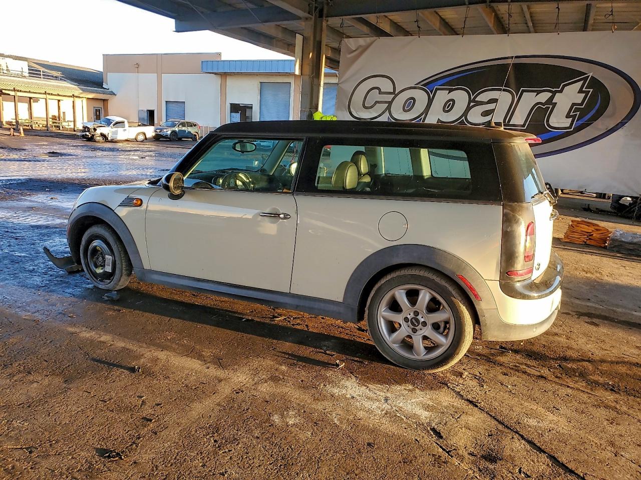 2010 MINI COOPER CLUBMAN photo 3