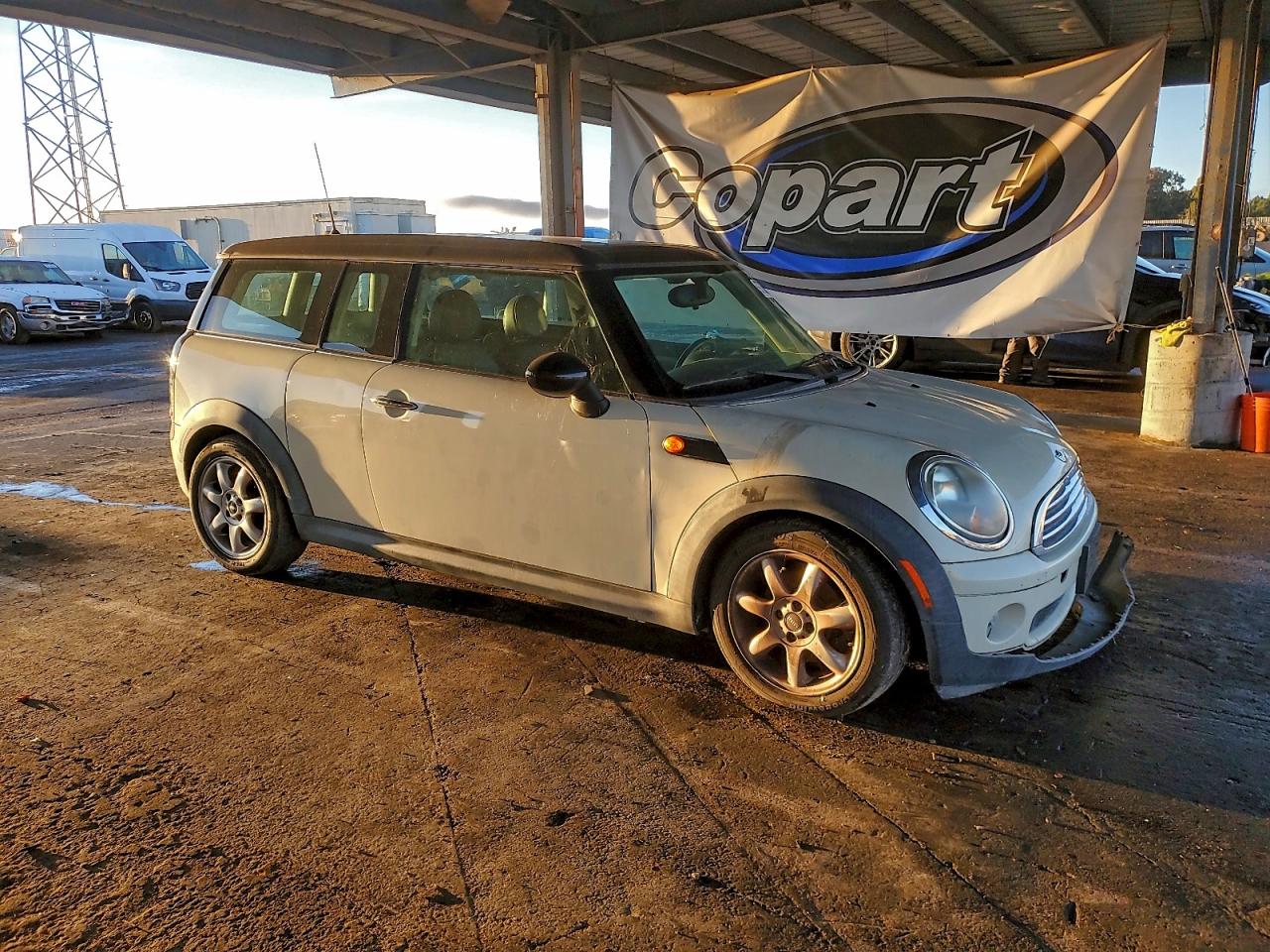 2010 MINI COOPER CLUBMAN photo 7