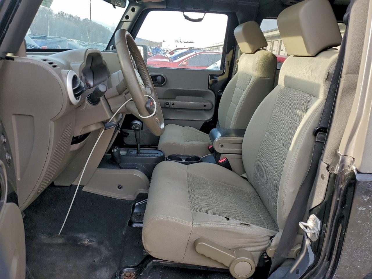2008 JEEP WRANGLER SAHARA photo 19