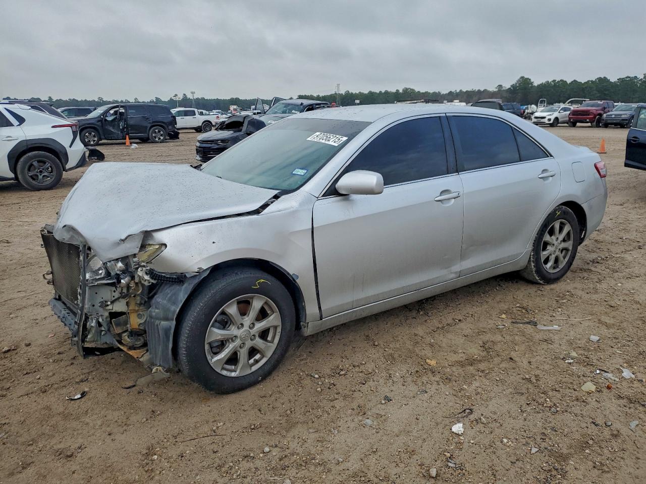 2011 TOYOTA CAMRY