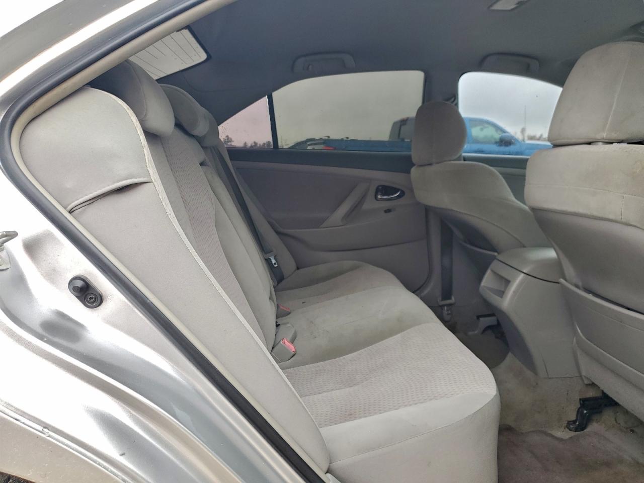 2011 TOYOTA CAMRY BASE photo 28