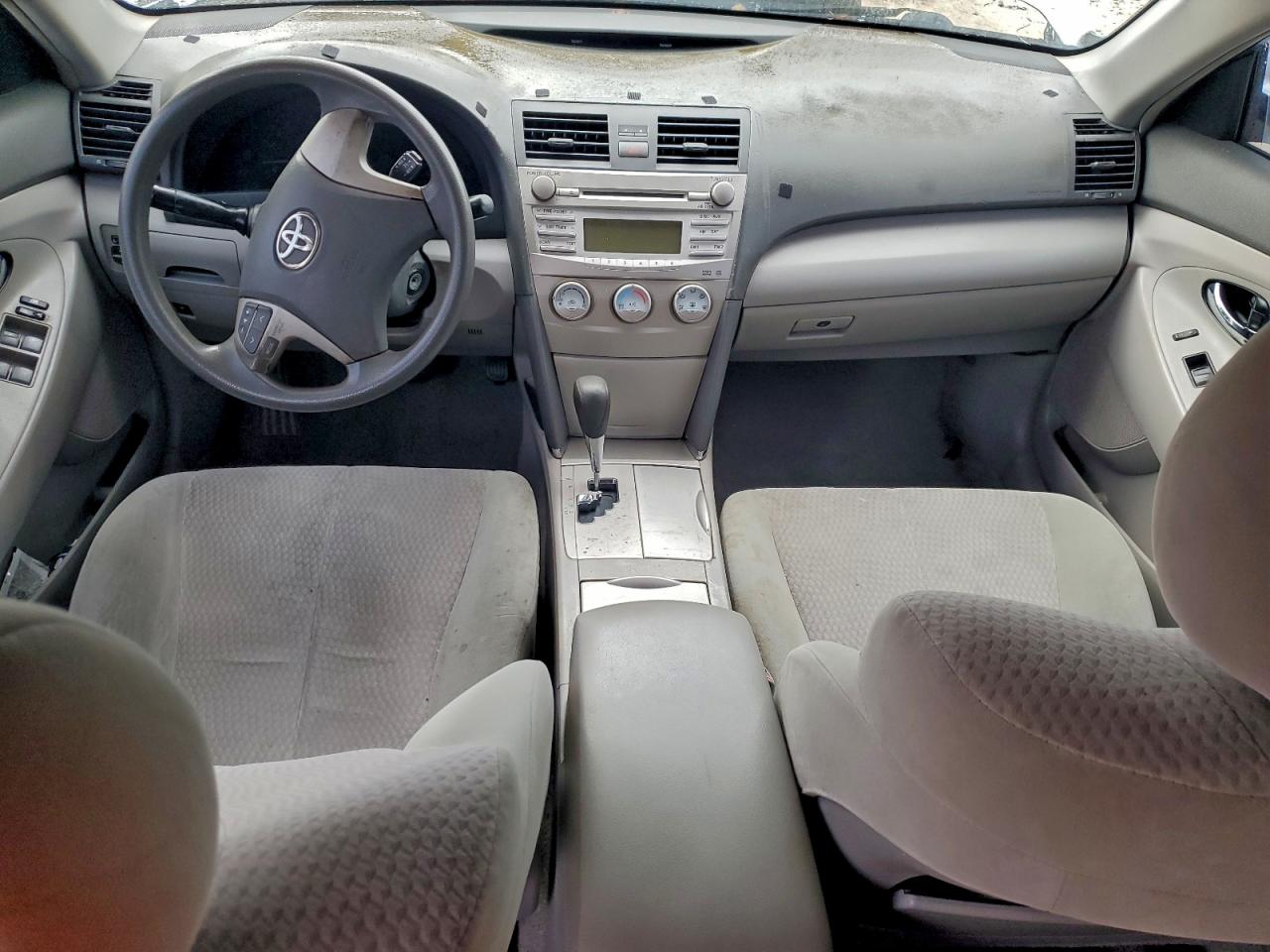 2011 TOYOTA CAMRY BASE photo 22