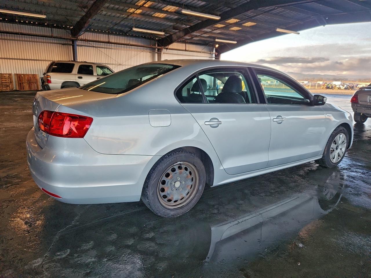 2013 VOLKSWAGEN JETTA SE photo 5
