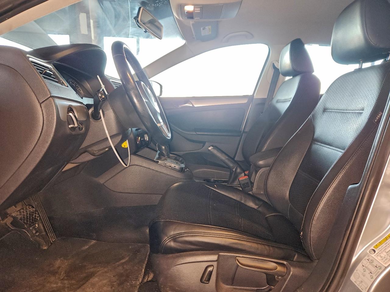 2013 VOLKSWAGEN JETTA SE photo 13