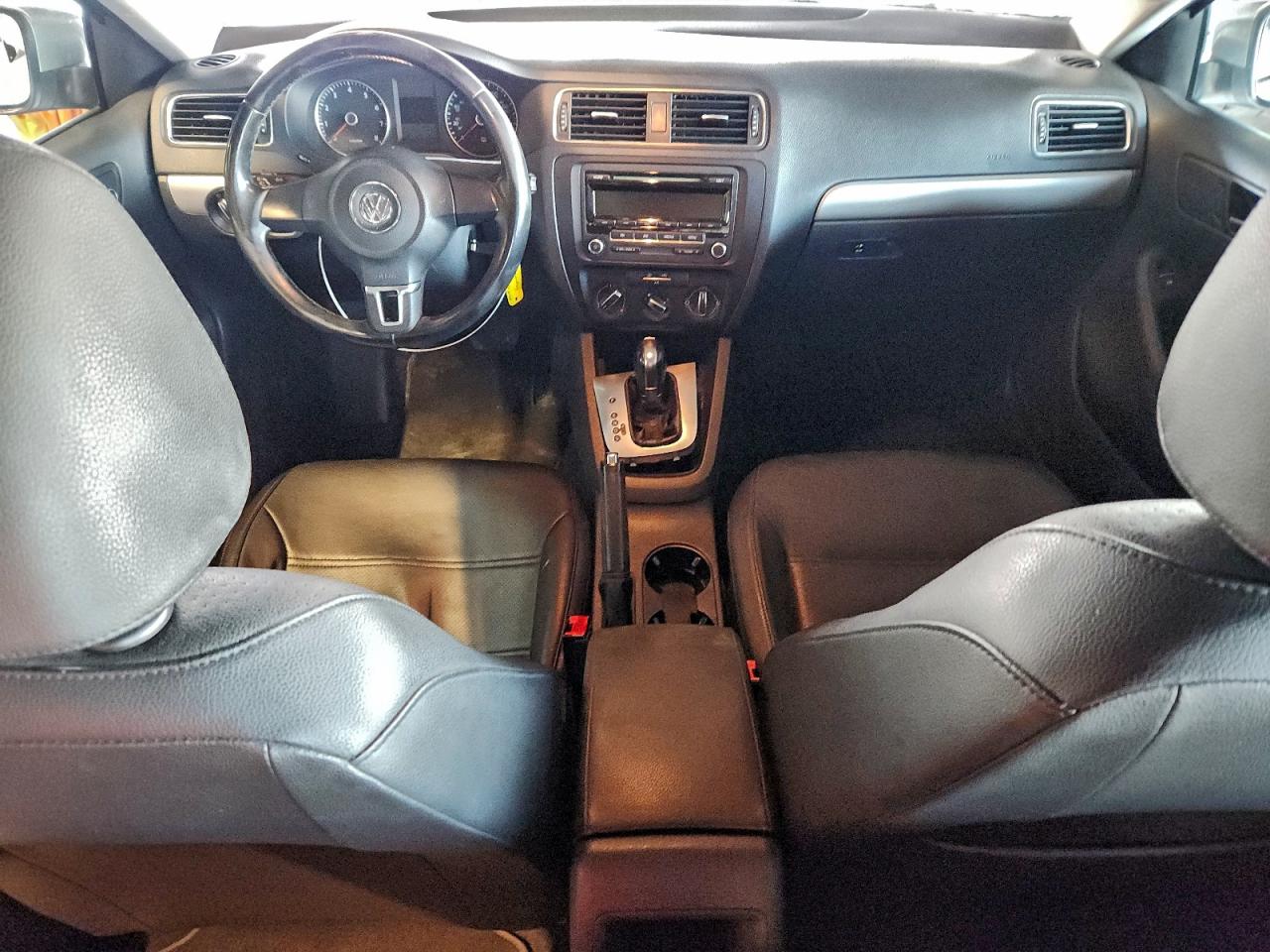 2013 VOLKSWAGEN JETTA SE photo 15
