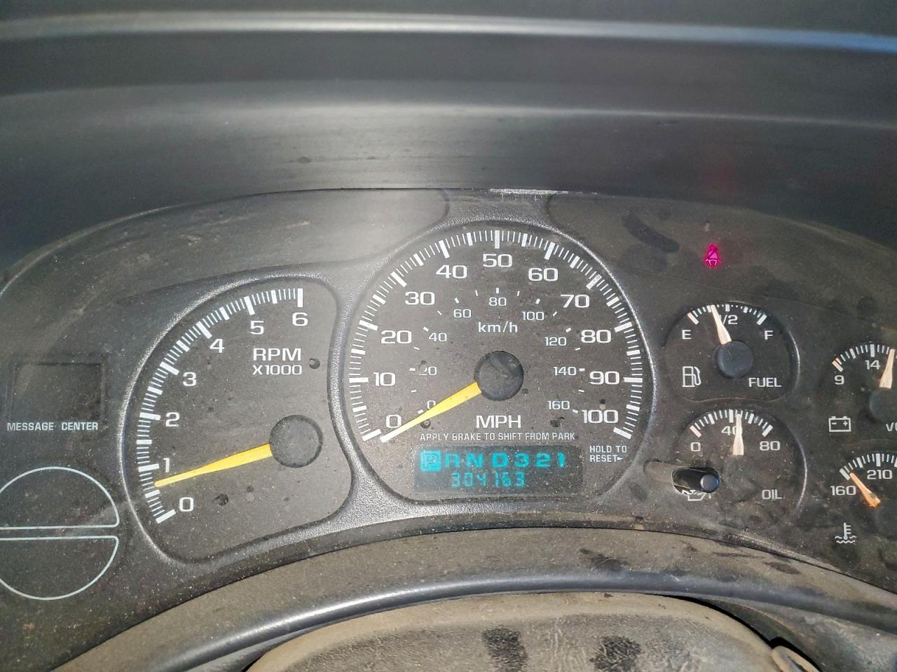2000 CHEVROLET SILVERADO C2500 photo 9