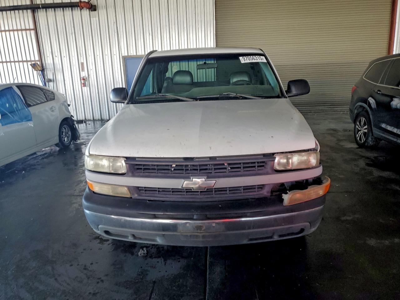 2000 CHEVROLET SILVERADO C2500 photo 5