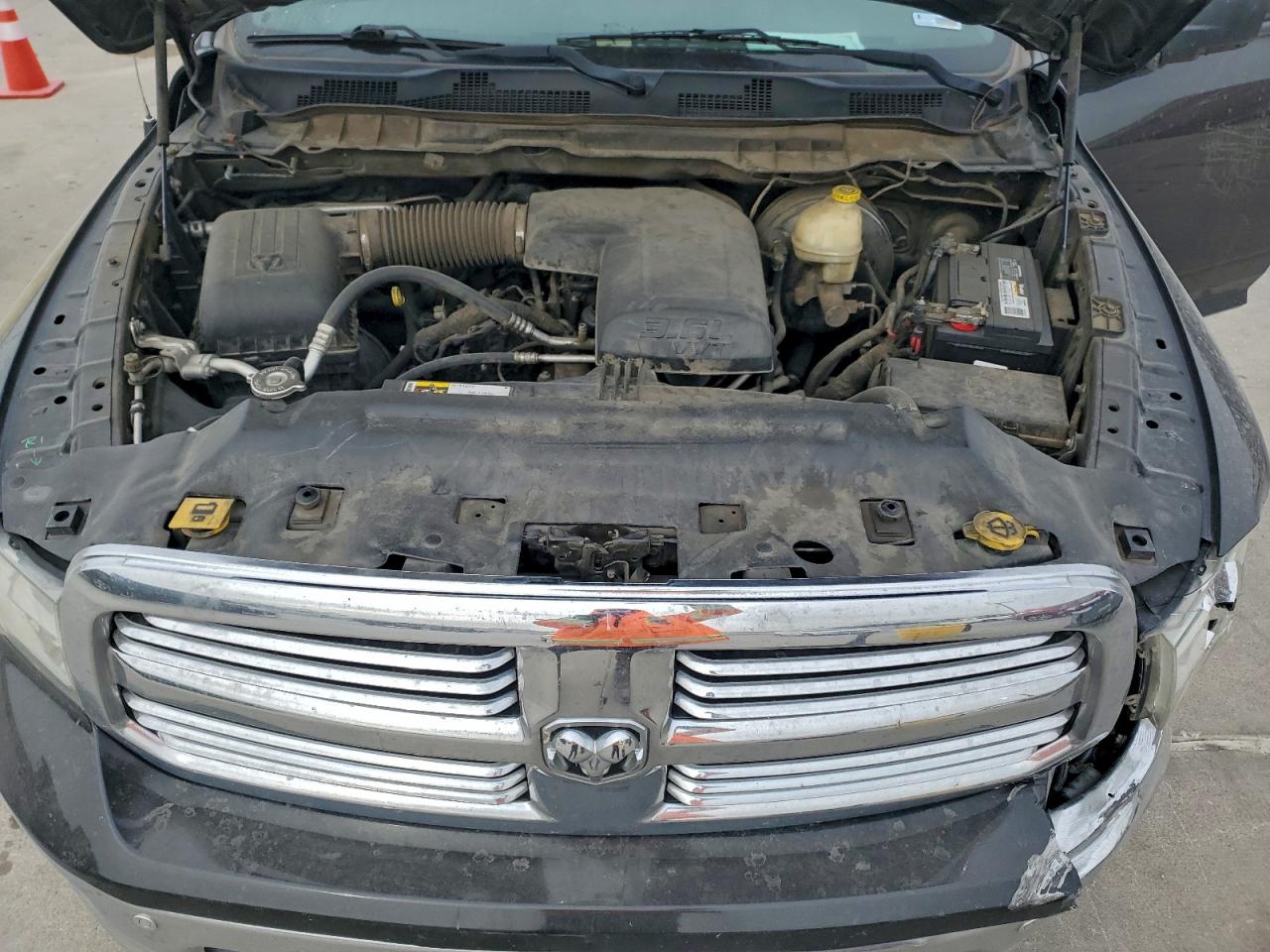 2016 RAM 1500 SLT photo 21