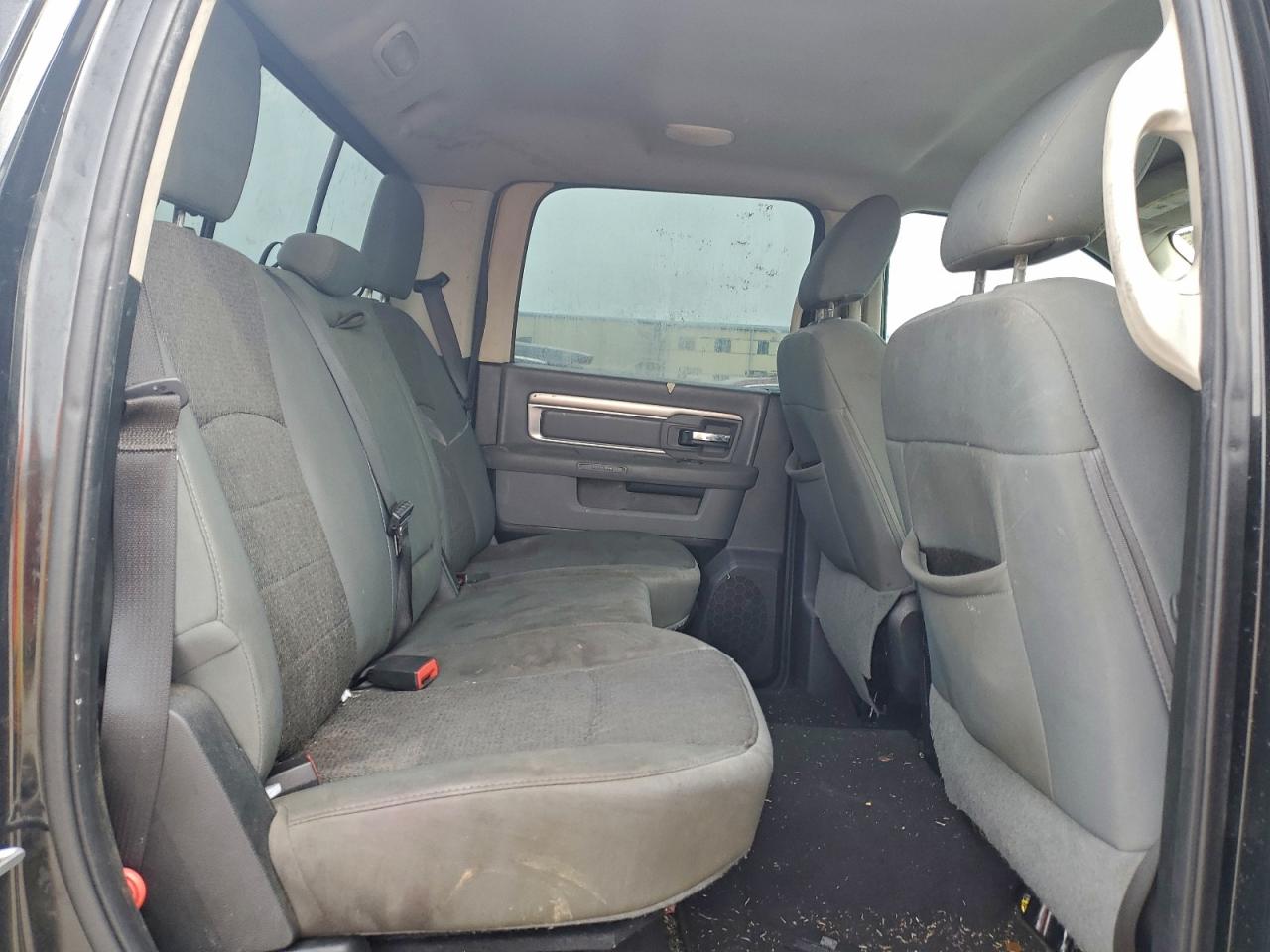 2016 RAM 1500 SLT photo 19