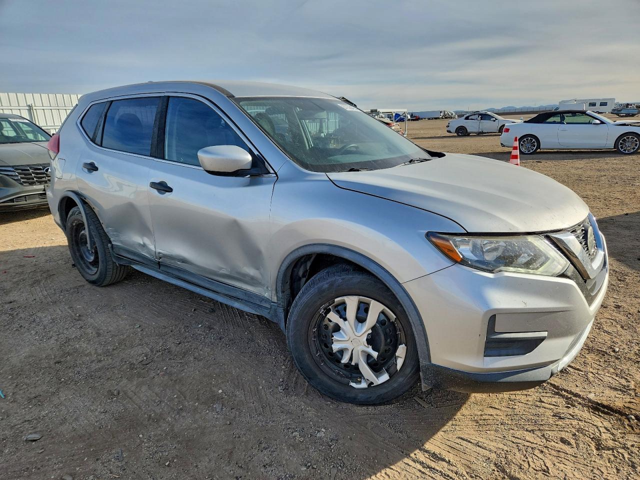 2018 NISSAN ROGUE S photo 13