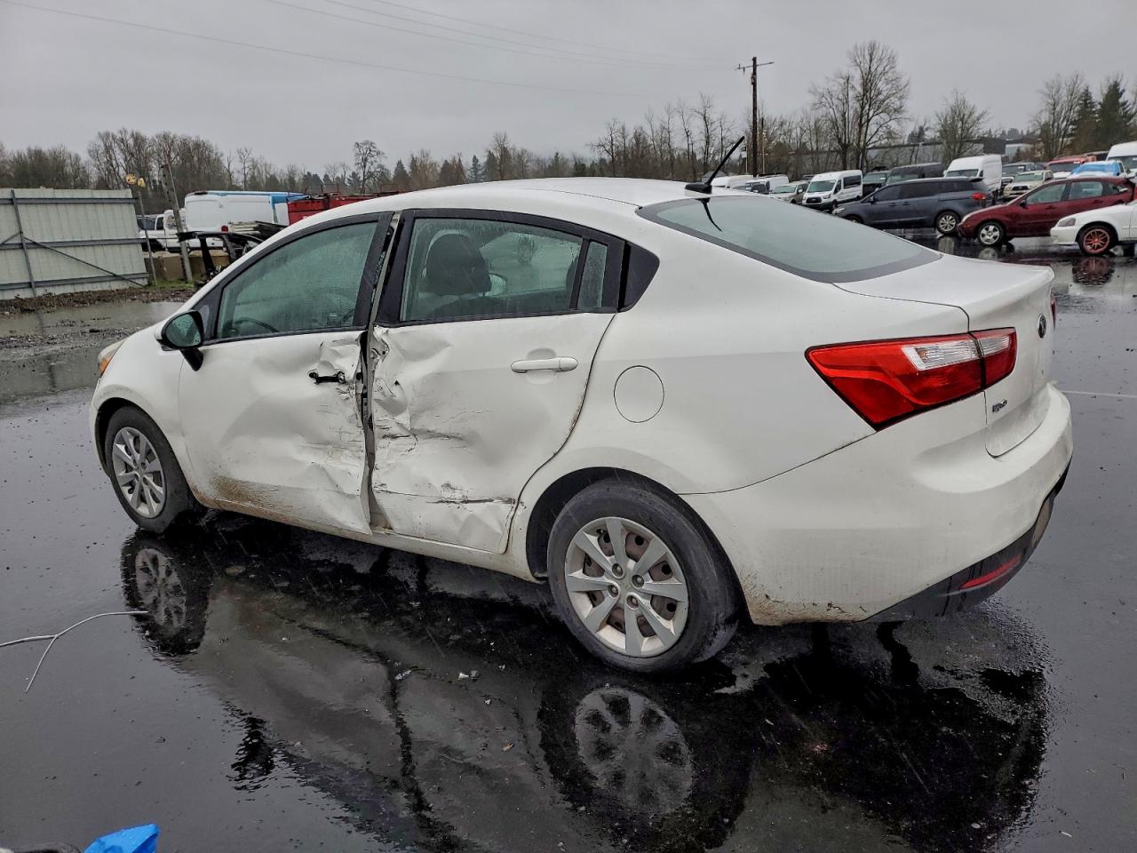 2013 KIA RIO LX photo 2