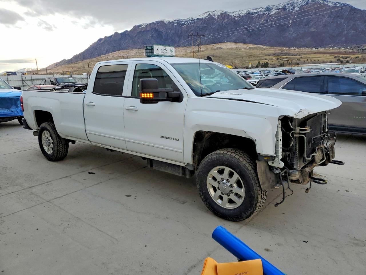 2015 CHEVROLET SILVERADO K3500 LT photo 7