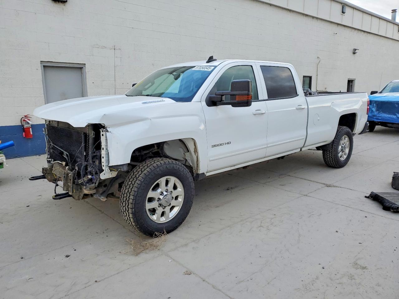 2015 CHEVROLET SILVERADO
