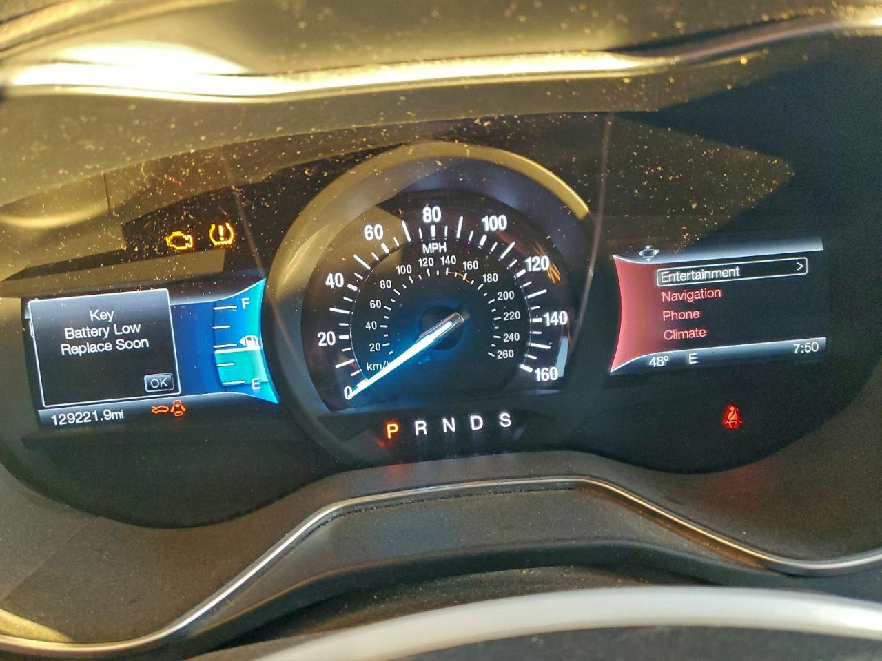 2016 FORD FUSION SE photo 17