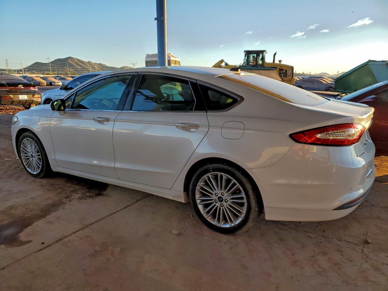 2016 FORD FUSION SE photo 3