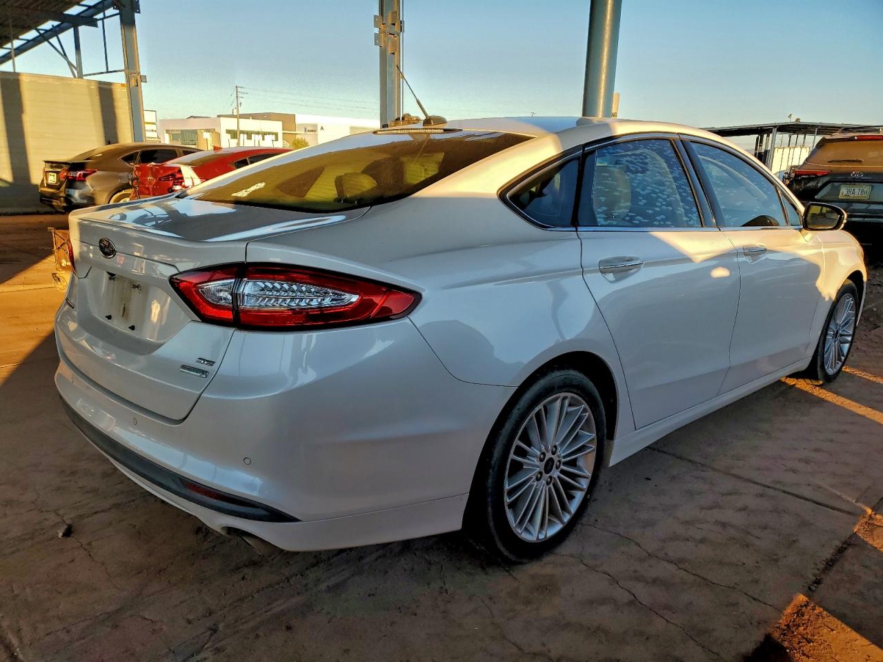 2016 FORD FUSION SE photo 5