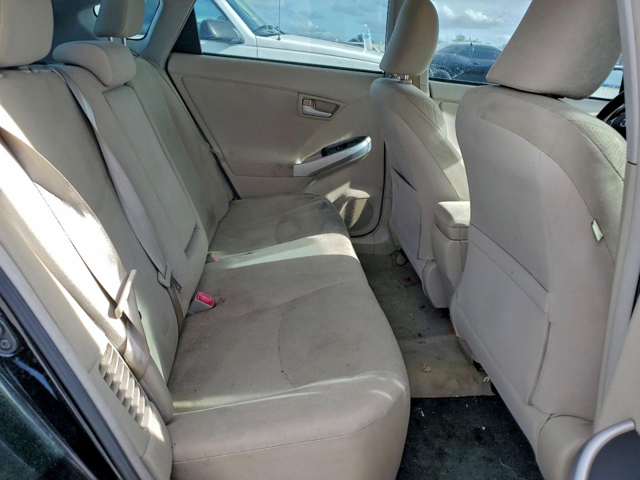 2011 TOYOTA PRIUS photo 19
