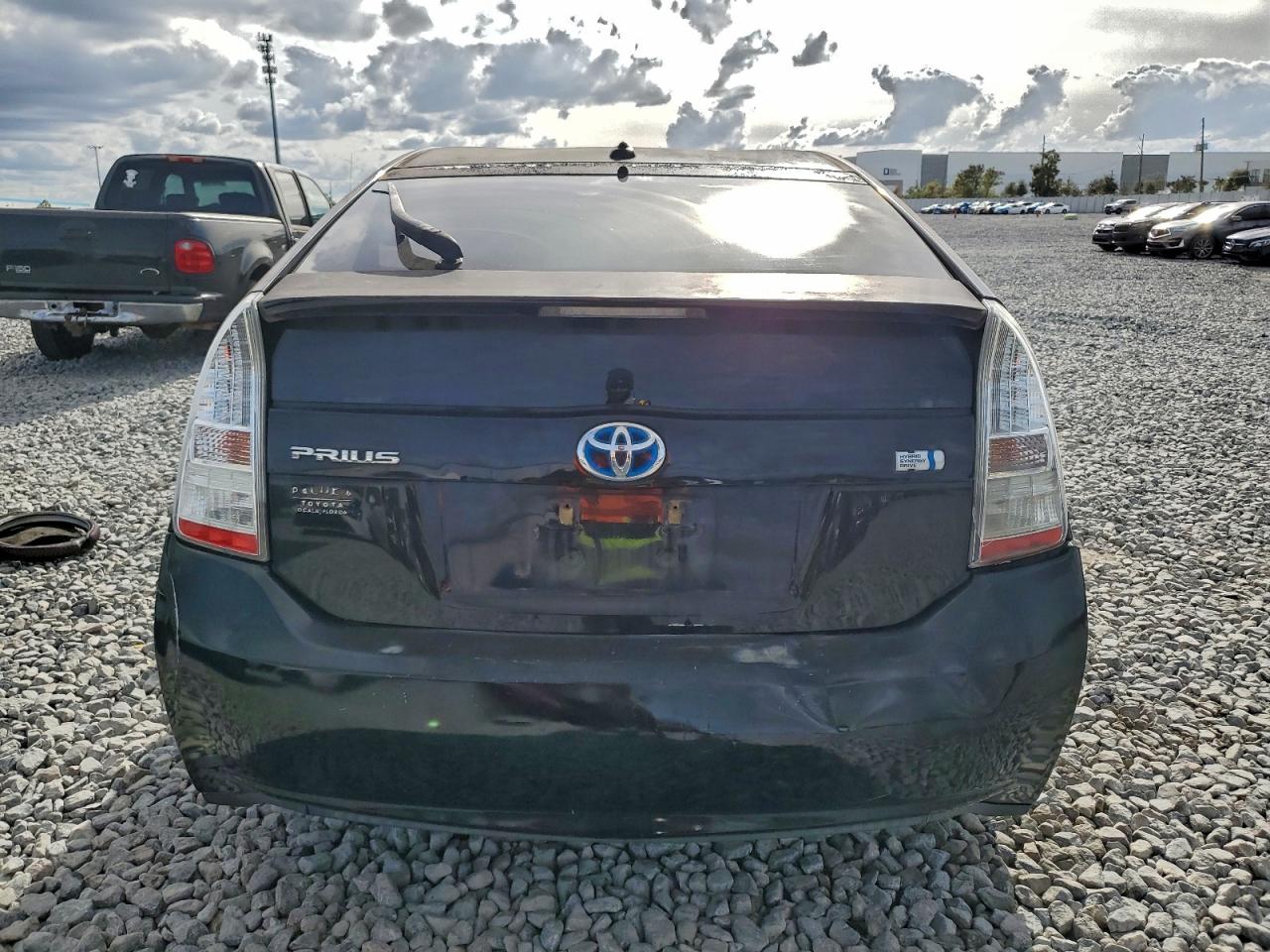 2011 TOYOTA PRIUS photo 11