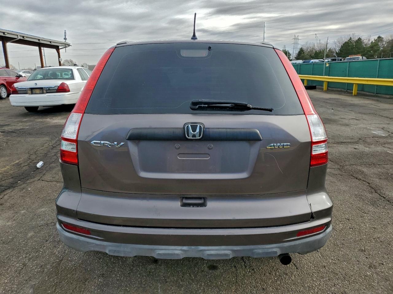 2011 HONDA CR-V LX photo 11