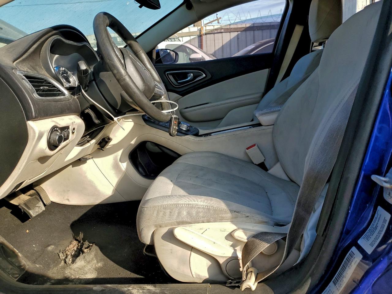 2015 CHRYSLER 200 LIMITED photo 13
