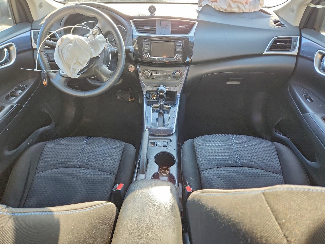 2017 NISSAN SENTRA SR photo 14